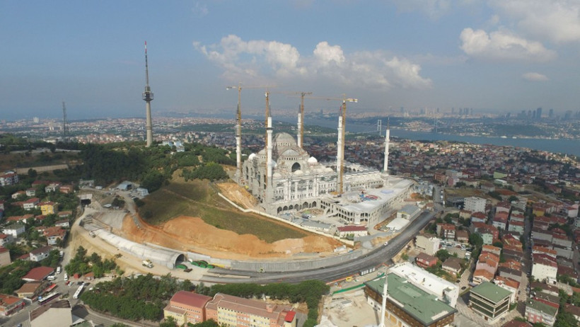 Kadir Gecesi teravihi için Çamlıca Camii özel olarak açılıyor - Resim: 1