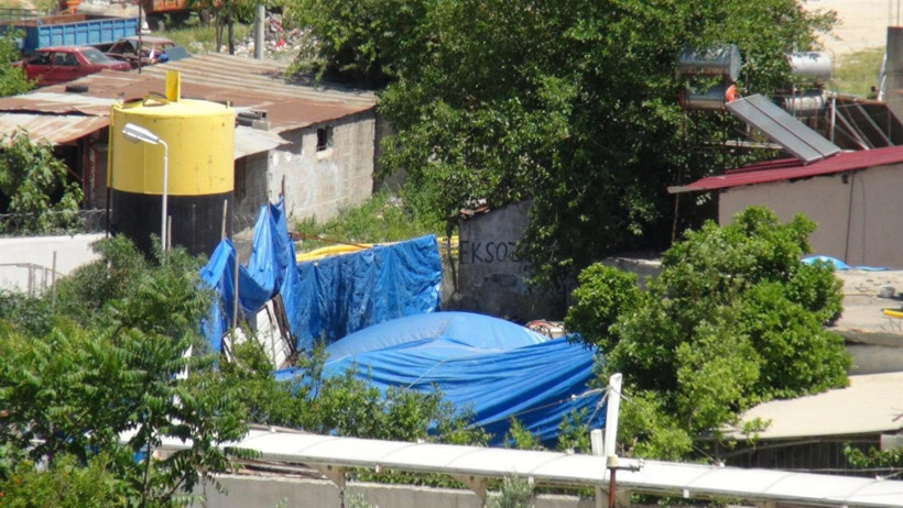 Polis gözetiminde gizemli kazı - Resim: 2