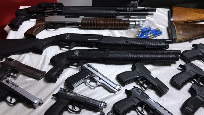 46 silah ele geçirildi: Savaşa değil düğüne gidiyorlar! - Resim: 3