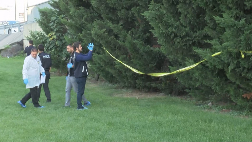 Bahçelievler'de bir kişi ağaca asılı halde bulundu - Resim: 3