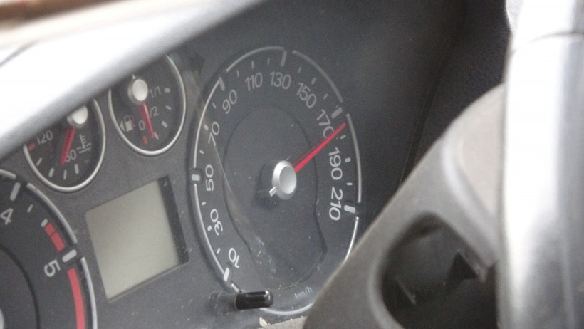 Sürücünün öldüğü kazada otomobilin hızı 180'de takılı kaldı - Resim: 4