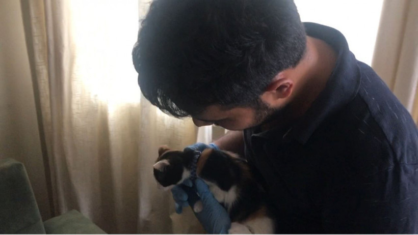 Ünlü isimlerin torbacısı sevgilisiyle birlikte yakalandı!  - Resim: 4