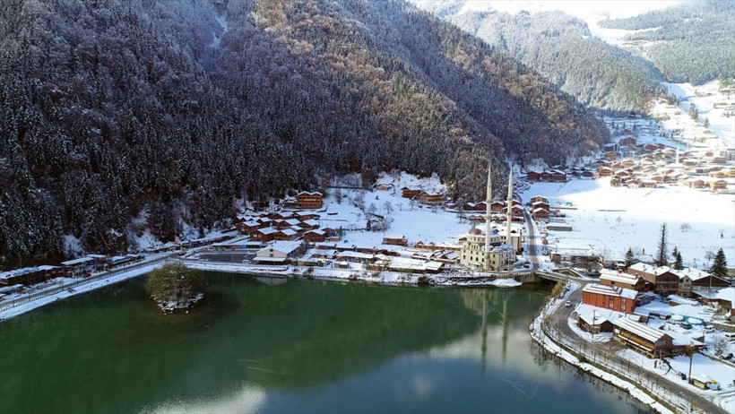 Uzungöl karlar altında kartpostallık görüntüler - Resim: 3