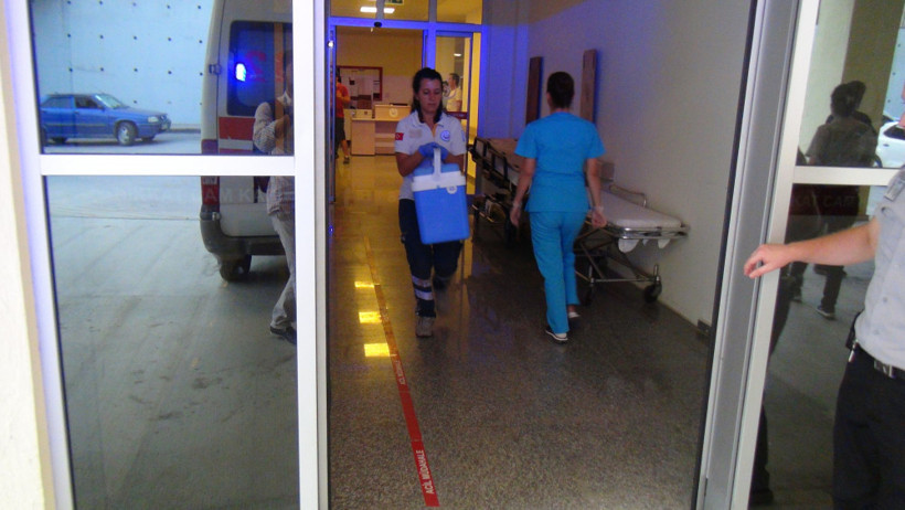 Çamaşır makinesine elini sokan gencin kolu koptu - Resim: 3