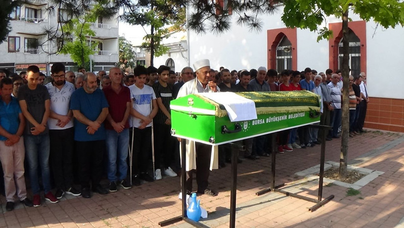 Bursa'da trafik kazasında ölen lise öğrencisi Samet'in organları 5 kişiye umut oldu - Resim: 4