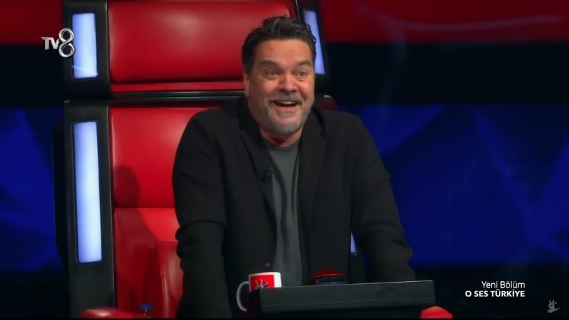 Oğuz Görceğiz O Ses Türkiye'de  Elmacı Güzel şarkısıyla hayran bıraktı - Resim: 4