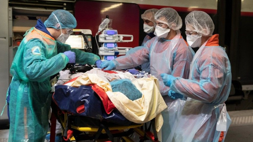 Koronavirüs cezaevine sıçradı 1 mahkum ile 1 gardiyan öldü Kral firarda - Resim: 1