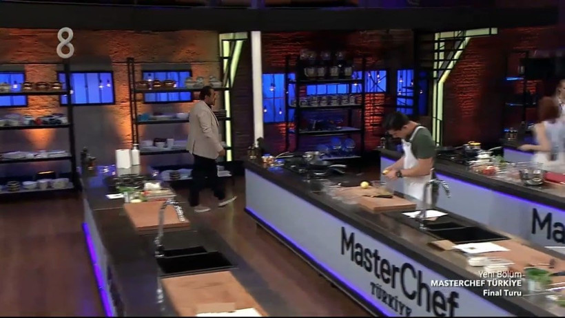 Mehmet Yalçınkaya MasterChef Türkiye'de sinirden deliye döndü cezayı kesti - Resim: 3