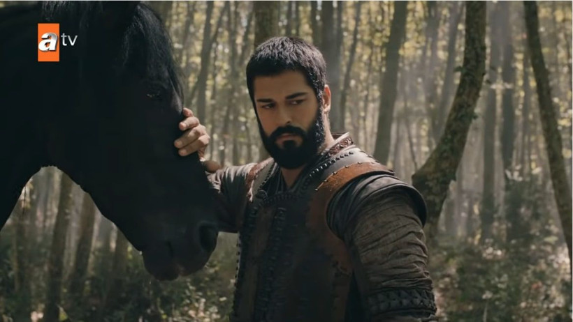 ATV Kuruluş Osman'da Cüneyt Arkın rüzgarı! Sadece fragmanı yetti işte yeni oyuncular - Resim: 2