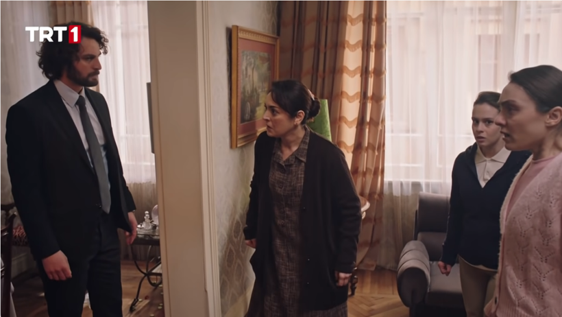 Masumlar Apartmanı'nı yıkan tokat sahnesinde Ezgi Mola Farah Zeynep bakın neler yaşamış - Resim: 3