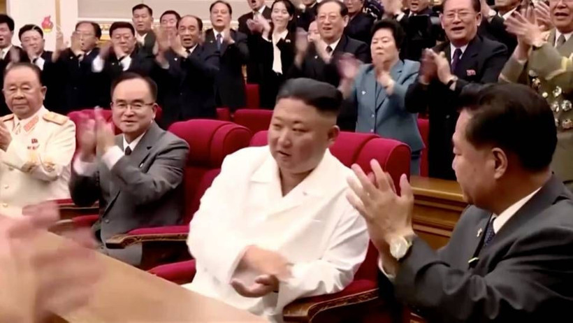 Kim Joung-un'a ne olmuş öyle! Görüntüsü korkuttu hastalığı ne - Resim: 4