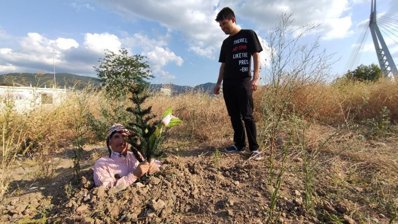 Kazdığı toprağa kendini diri diri gömdü! Bursa'da 'neden' diyenler cevabı duyunca şaşırdı - Resim: 3