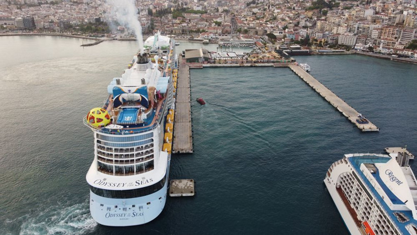 Türkiye'ye bir dev geldi! 4 bin 281 yolcusu var içinde yok yok - Resim: 4