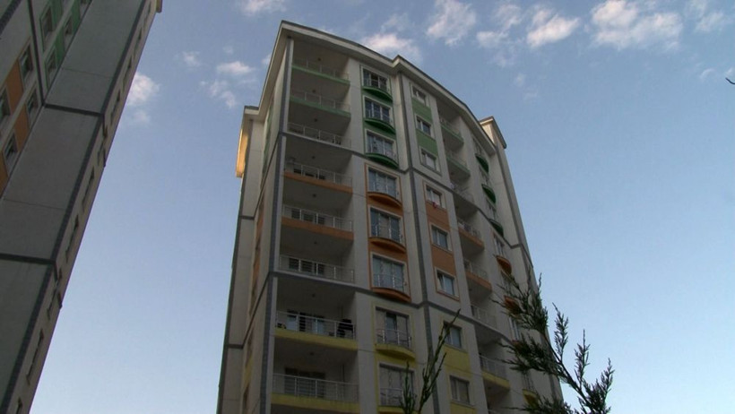 Esenyurt’ta lüks sitede akılalmaz ölüm! Panik halinde kaçıştılar - Resim: 4