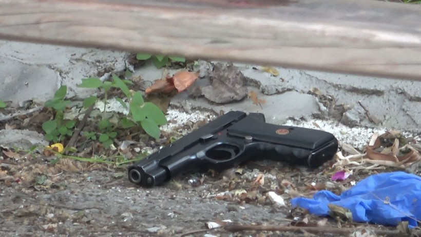 Bursa'da site içinde kan donduran olay! Sesi duyan telefona sarıldı peş peşe ateşledi - Resim: 4