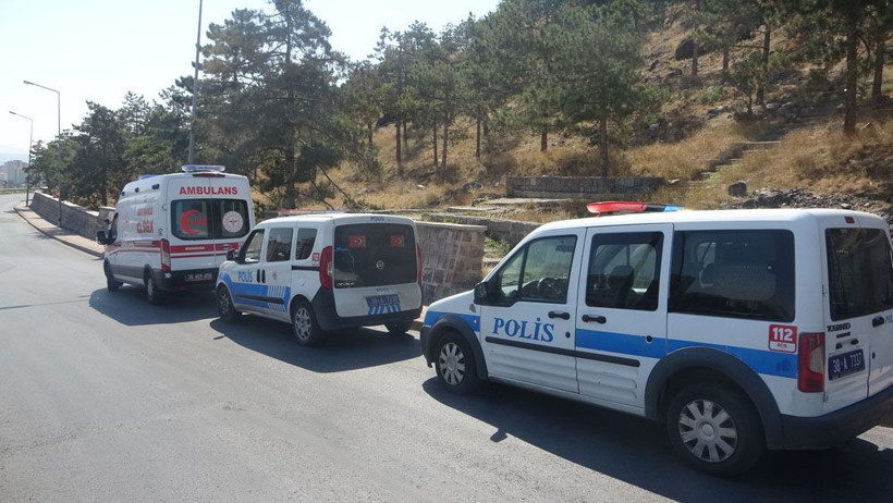 Kayseri'de dağlık alanda yürüyüş yapan çocuklar buldu! Dehşete düştüler - Resim: 1