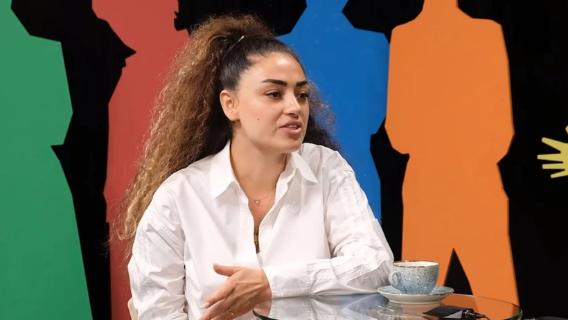 Dilan Çıtak Tatlıses, Armağan Çağlayan'ın o sorusu karşısında şaştı kaldı! "Ne münasebet, yetmiyor mu bir tane..." - Resim: 2