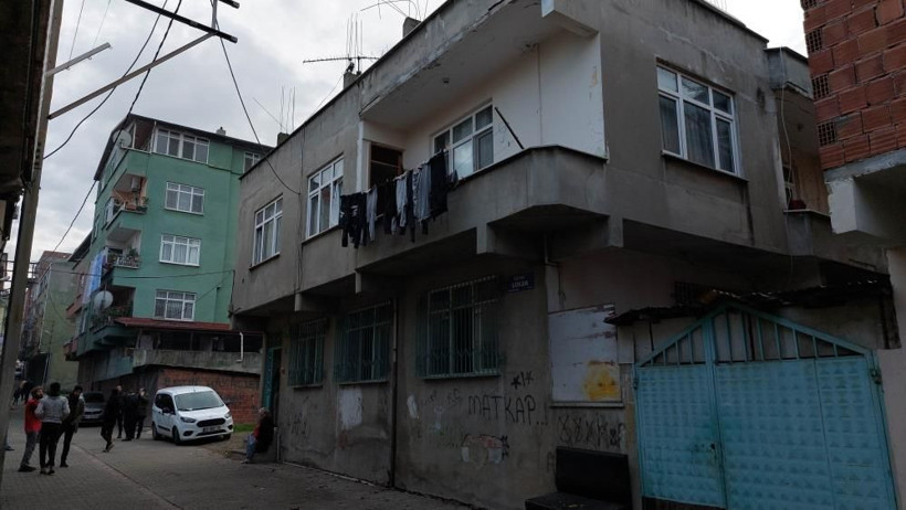 Çocuk balkondan düştü olayı gören anne de düştü! İkisi de hastanelik oldu - Resim: 2