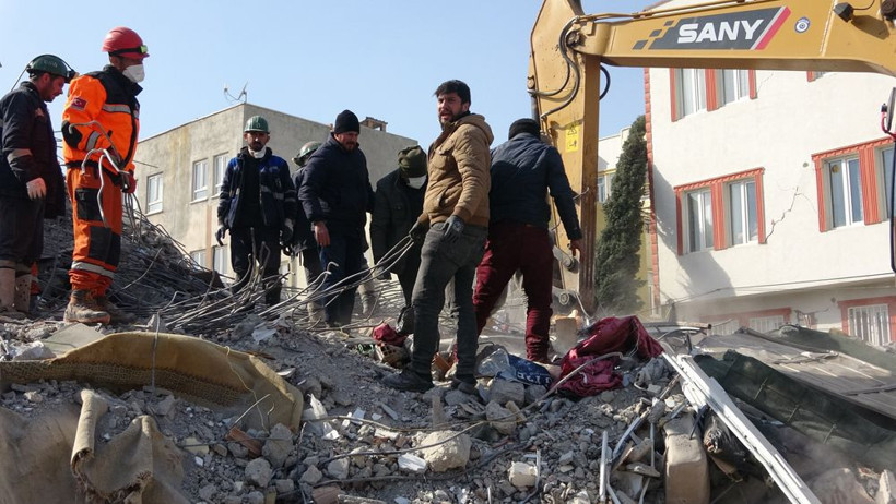 83 saat sonra enkazdan kurtarılmıştı! Taburcu olduktan son ilk işi bakın ne oldu - Resim: 1