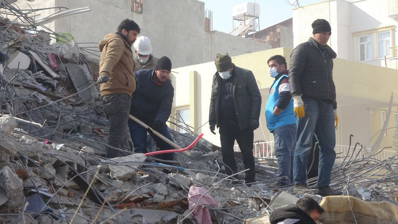 83 saat sonra enkazdan kurtarılmıştı! Taburcu olduktan son ilk işi bakın ne oldu - Resim: 4