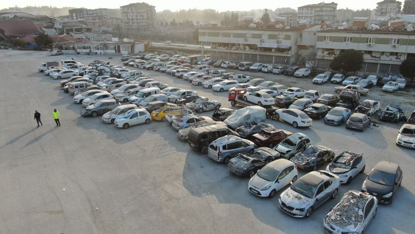 Deprem sonrası dehşete düşüren görüntüler! Hepsini bir araya topladılar - Resim: 1