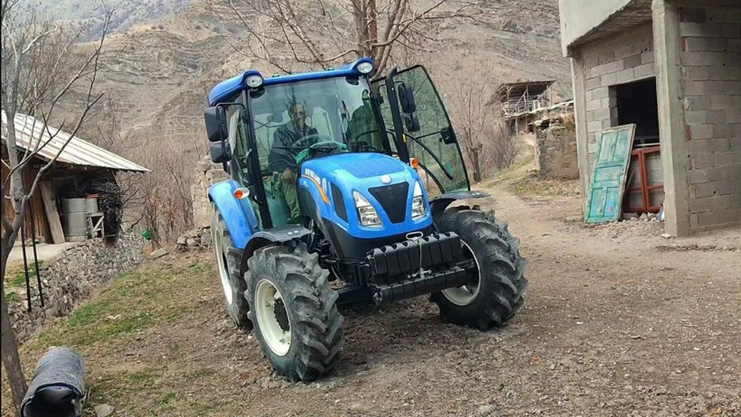 Erzurum'da sıra dışı bir köylü! Gezmek için her yıl model yeniliyor - Resim: 4