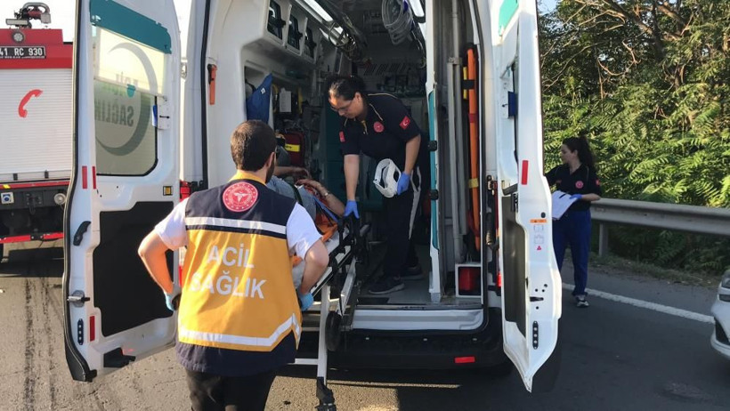 TEM'de korkunç kaza: Hız göstergesi 140'a takılı kalan otomobil dehşet saçtı! - Resim: 2