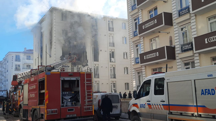 Dehşet anları inanılmaz görüntü! Patlama oldu, evin duvarı yıkıldı - Resim: 3