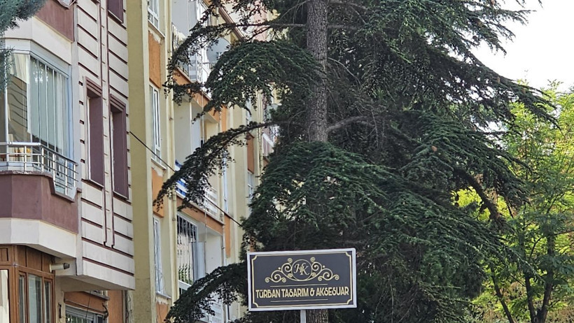 Yürekleri ağza getiren not! Çorum'da bir kişi eşiyle görüşebilmek için kendisini evine kilitledi - Resim: 1