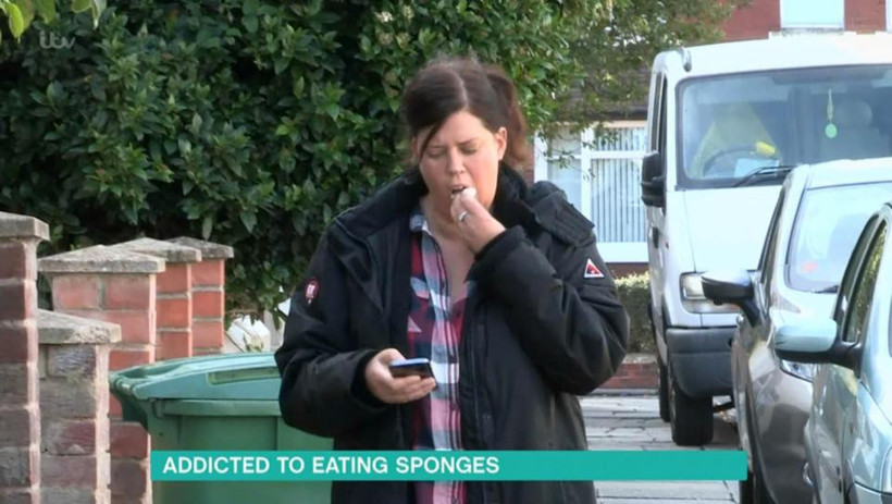 Onu gören hayrete düşüyor hiç durmadan sünger yiyor - Resim: 3