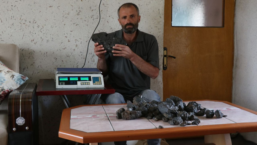 Aksaray'da dağda adaçayı ve kekik toplayan adam göktaşı buldu - Resim: 3