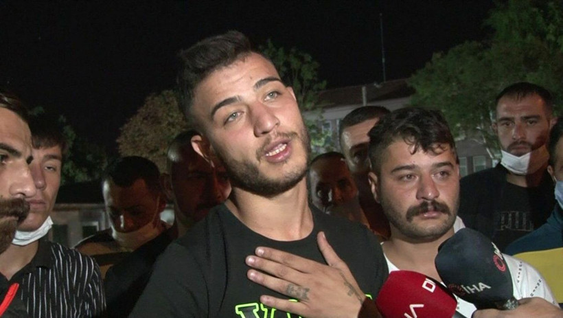 Ünlü isimlere Ümitcan Uygun şoku! Listede yüzlerce kişi var: Hadise Fatih Ürek Deniz Akkaya... - Resim: 3