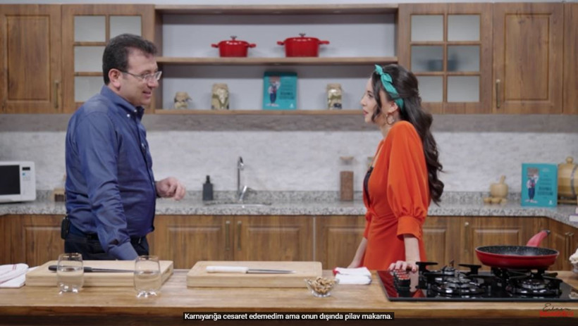 İBB Başkanı Ekrem İmamoğlu'nun eski işi bakın neymiş? Şarkıcı Karsu ile yemek videosu - Resim: 4