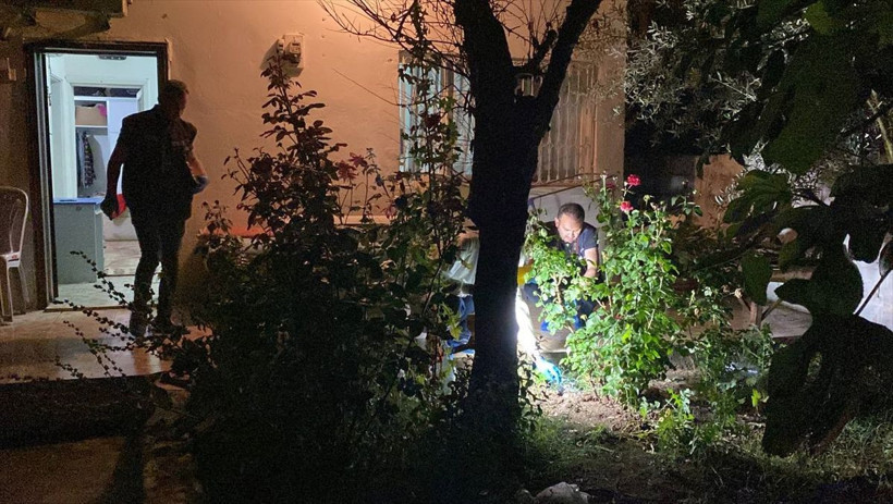 Adana'da yaşandı komşuları sesi duyup kapıyı duydu! Korkunç manzara... - Resim: 3