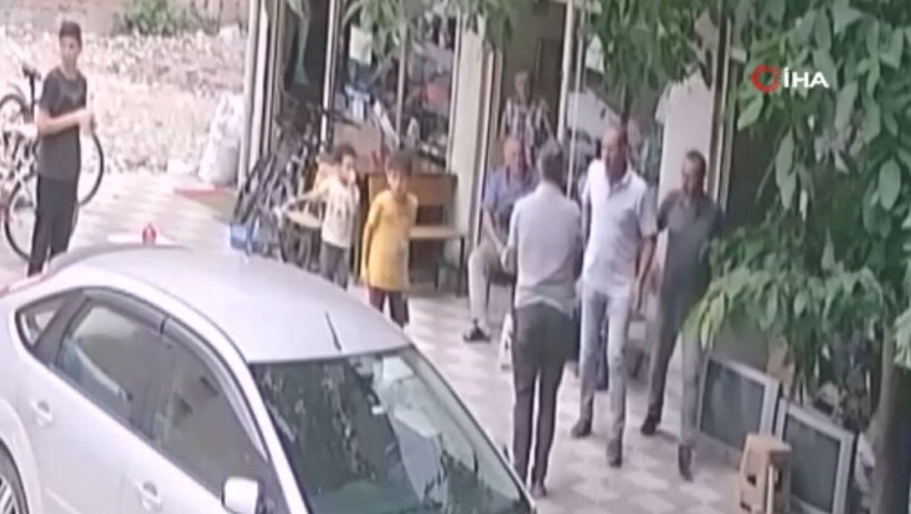 Balkondan başına öyle bir şey düştü ki gözlerine inanamadı! "Saksı sanmıştım.." - Resim: 2