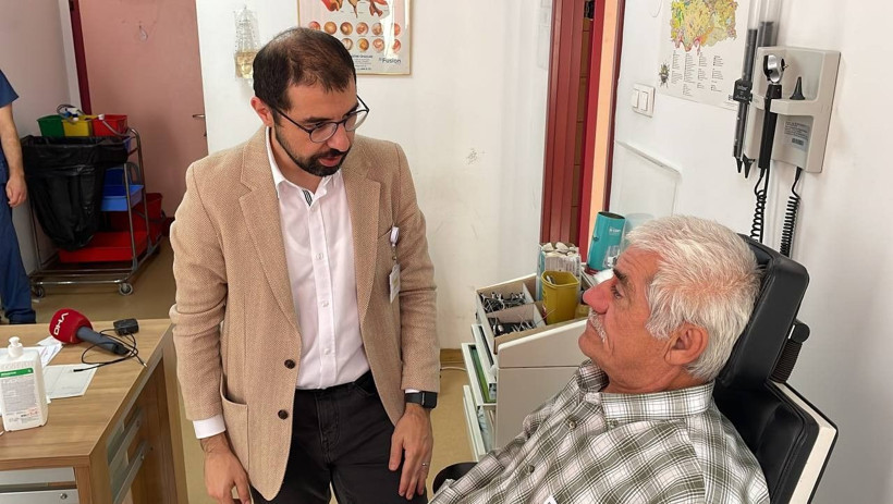 50 yıldır burnunun içindeymiş! 2 saatlik operasyonla çıkarıldı doktor da şoke oldu - Resim: 2