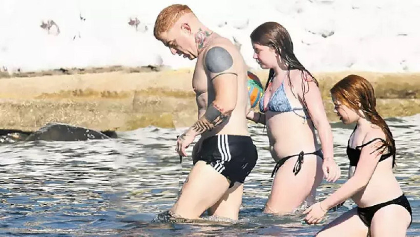 Aşk bombası patlamıştı! Gökhan Özoğuz kızları ile tatile çıktı - Resim: 4