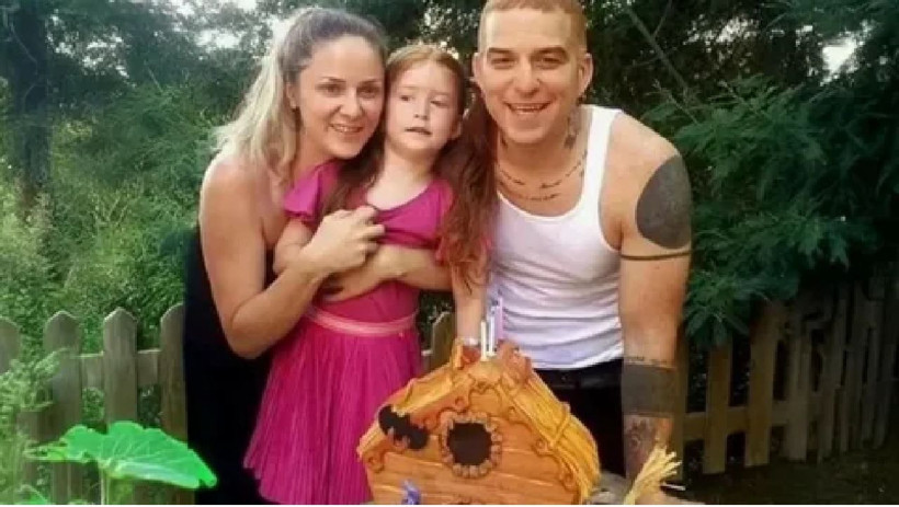 Aşk bombası patlamıştı! Gökhan Özoğuz kızları ile tatile çıktı - Resim: 2