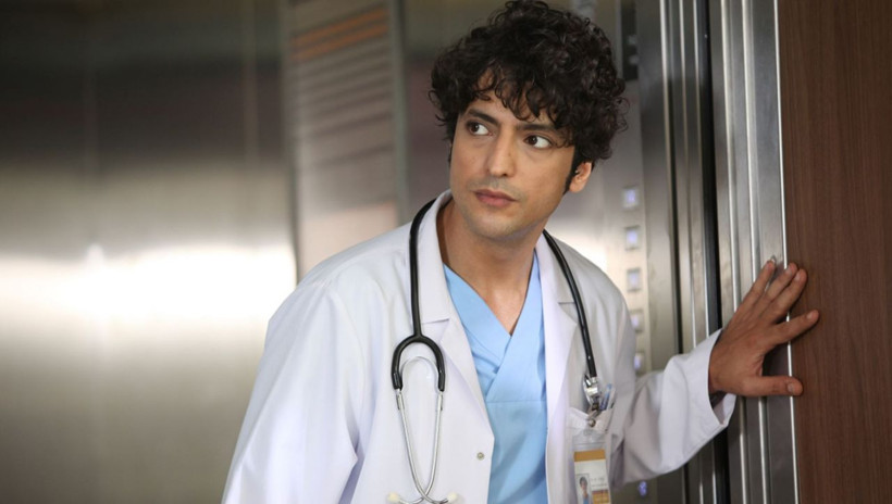 Yaprak Dökümü'nde oynadı Survivor'a elendi! Mucize Doktor'a transfer oldu - Resim: 1