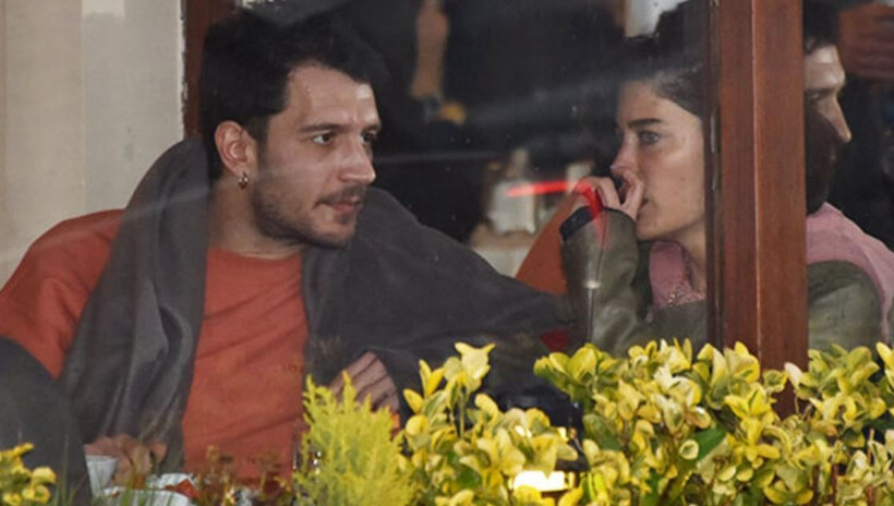 İlk kez yakalandılar! Berrak Tüzünataç Uraz Kaygılaroğlu aşka geldi samimi pozları olay - Resim: 3