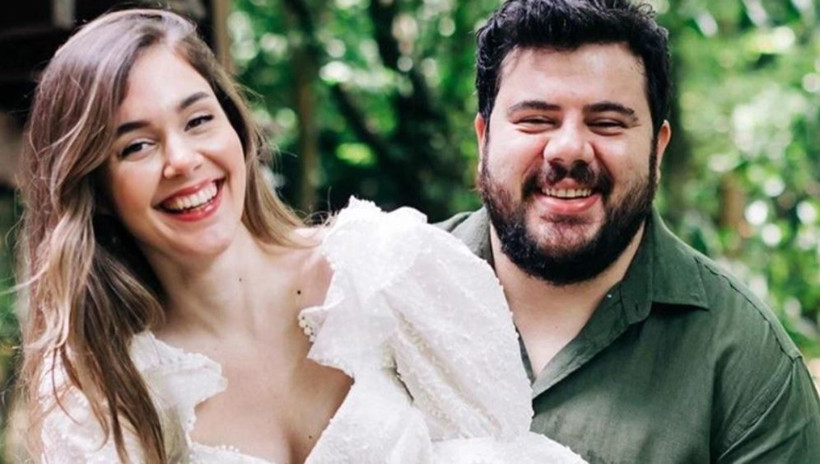 Berfu Yenenler'den 'komik değilsiniz' diyen Demet Akalın'a kapak 'Beyinsiz' göndermesi - Resim: 1