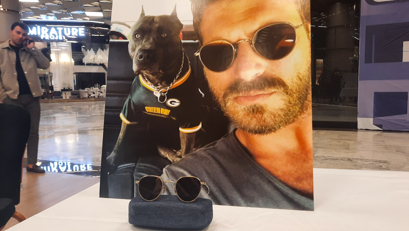 Kıvanç Tatlıtuğ 50 yıllık gözlüğünü bakın ne için bağışladı 25 bin liraya satıldı - Resim: 3