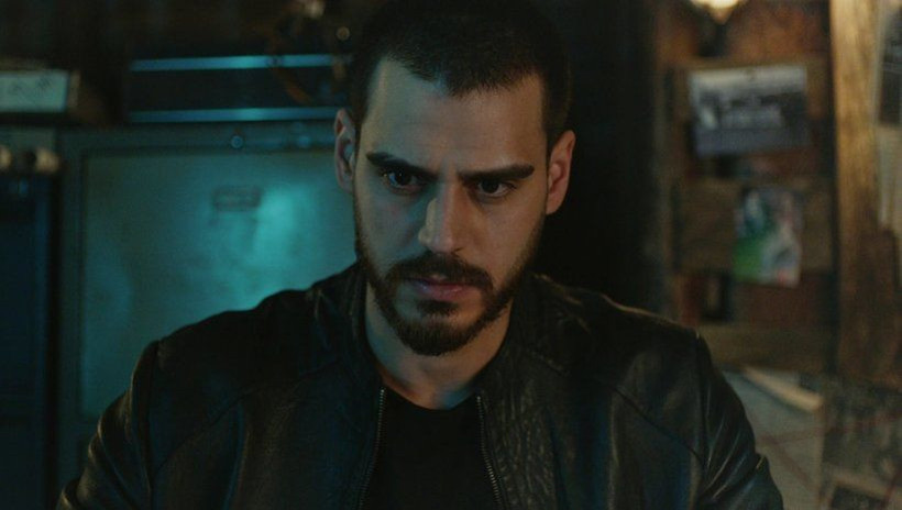 6 diziye fark attı! Reytingde zirveyi gören şaştı kaldı: Kasaba Doktoru Kaderimin Oyunu Aziz İyilik Yalnız Kurt Arka Sokaklar - Resim: 2