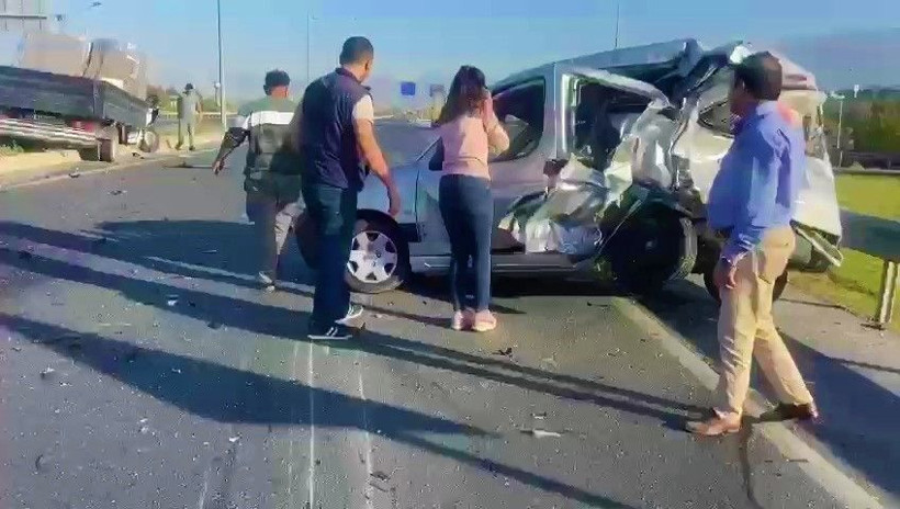 Denizli'de feci kaza! Sürücü araçta sıkıştı korkunç anlar görüntülendi - Resim: 3