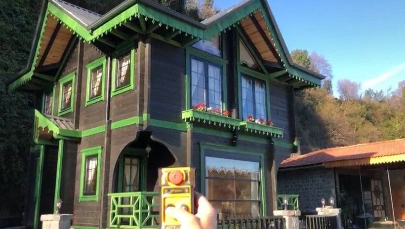 Rize'de herkesin konuştuğu ev! Tek tuşla yönü değişiyor 'soğuk espri' yapanlar oldu - Resim: 2
