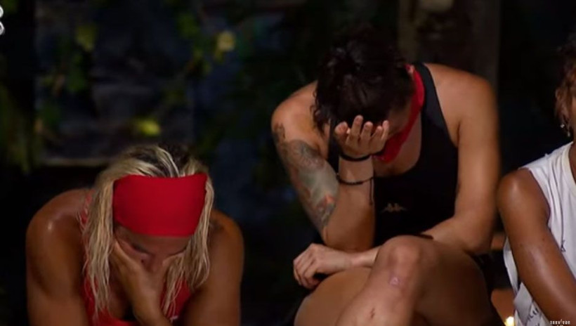 Survivor'da ortalık fena karıştı! Acun Ilıcalı resmen çıldırdı, sandalyeyi devirdi - Resim: 4