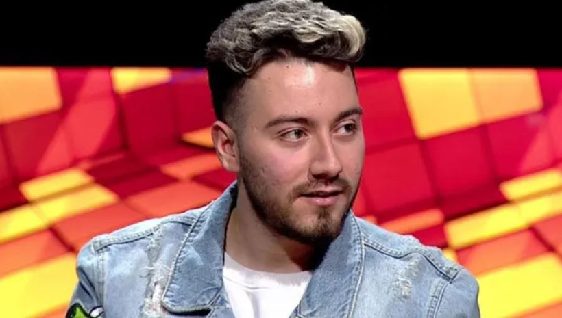 Enes Batur'dan tepki çeken yangın paylaşımı: Her fav 2 fidan... - Resim: 1