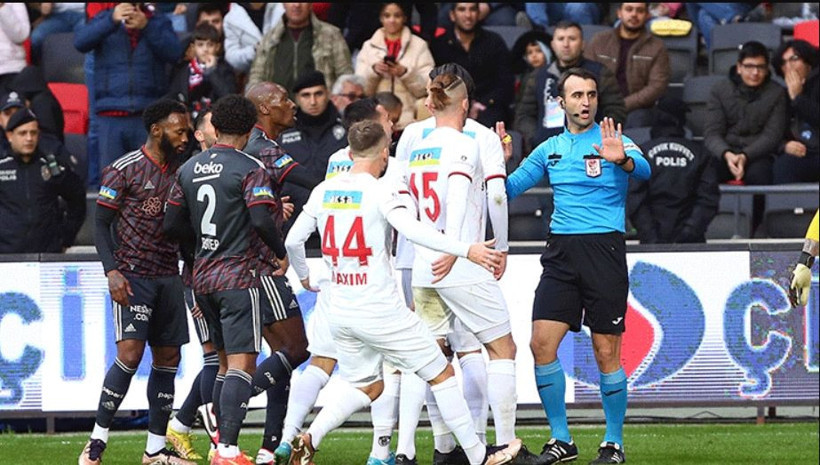 Rakibine kafa atmıştı! Faturası ağır oldu: Beşiktaş'tan flaş Kevin N'Koudou kararı - Resim: 1