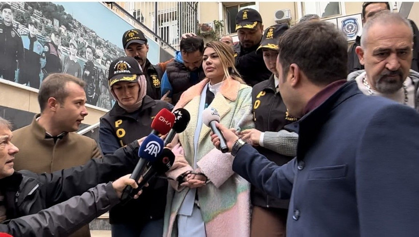 Adliyeye böyle götürüldüler... Nihal Candan ve Bahar Candan'ın ifadeleri ortaya çıktı: Yanlışlıkla 12 yazdım - Resim: 1