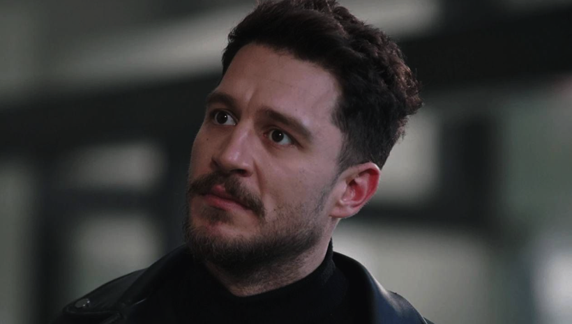 Tam 140 kiloymuş! Uraz Kaygılaroğlu'nun kilolu hali görenleri şaşkına çevirdi - Resim: 2